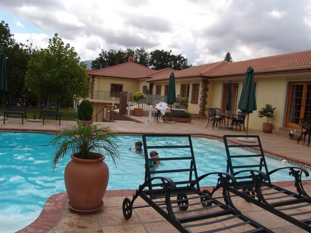 פארל Oak Tree Lodge מראה חיצוני תמונה