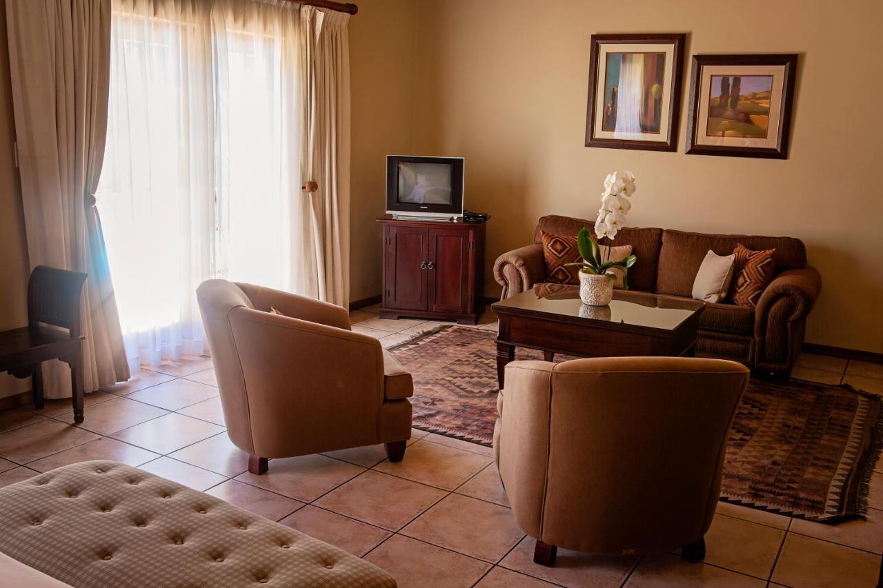 פארל Oak Tree Lodge מראה חיצוני תמונה
